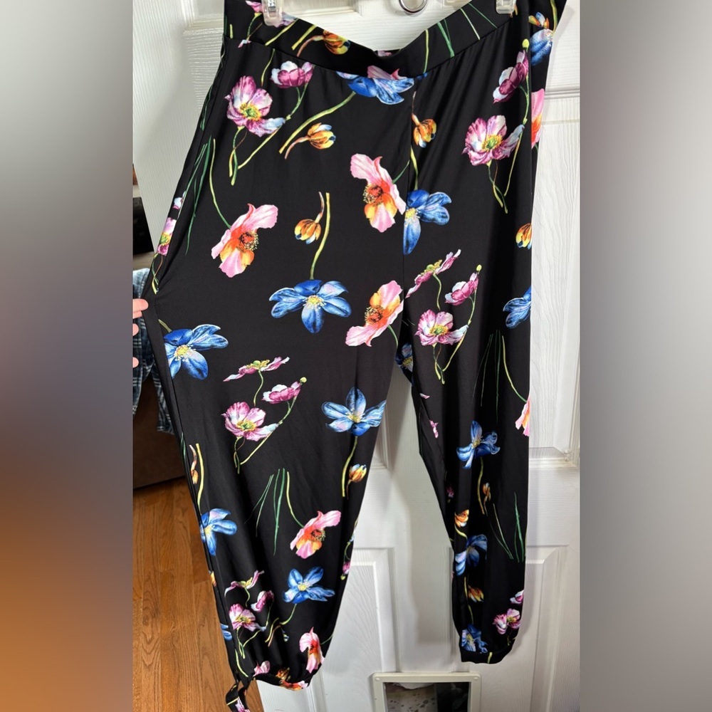 XL Gulliaume Black/Floral Wide Leg Women's Pants